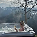 Feriehus Kranach 28 Weinberg Hideaways Mit Whirlpool Und Sauna *