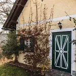 Kranach 28 Weinberg Hideaways Mit Whirlpool Und Sauna *